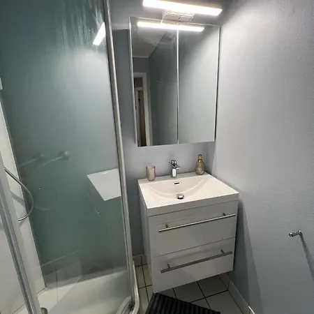 شقة Cozy Flat In The Heart Of